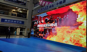 居然之家十堰店|消防培训不松懈，筑牢商场安全防火墙！